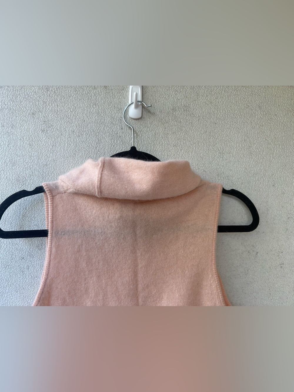 Vintage Liz Claiborne Angora Lambswool Sweater Vest M Peach Cowl Neck - Picture 5 of 8